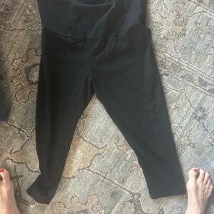 GAP Black Maternity Pants/Capris